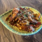 泰焰特制香料妈蜜炸鱼片 Fried Sea bass with spice herb glaze
